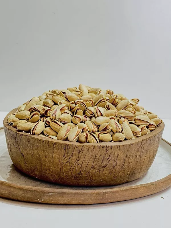 پسته اکبری خام اعلا طعم اصیل ایرانی