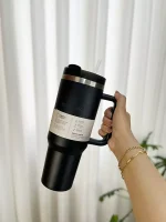 ماگ استنلی در پیچی ‎ 1180میل